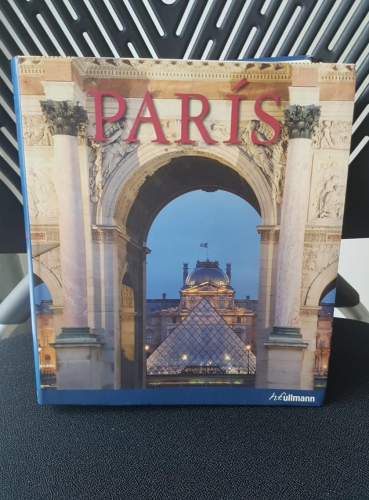 Portada do libro de PARÍS. METROPOLIS DEL ARTE Y CIUDAD DE LA CULTURA.
