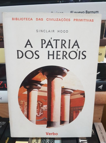 Portada do libro de A Pátria dos Heróis - Sinclair Hood (T)
