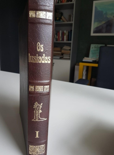 Portada do libro de OS LUSIADAS-LUIS DE CAMOES (c)