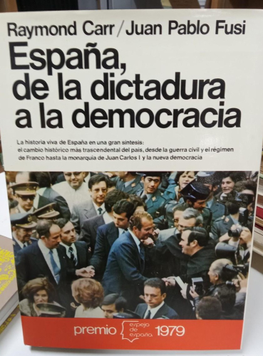 Portada do libro de España, de la dictadura a la democracia (b)