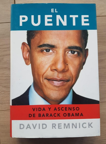 Portada do libro de El puente. Vida y ascenso de Barack Obama