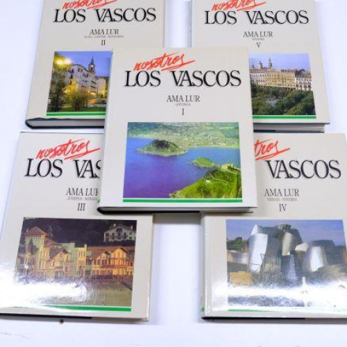 Portada do libro de Nosotros Los Vascos. Ama Lur.