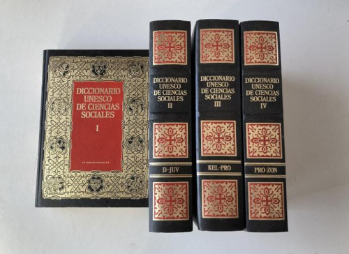 Portada do libro de Diccionario Unesco de Ciencias Sociales.