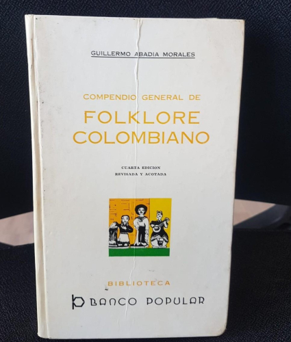 Portada do libro de Compendio General de Folklore Colombiano. Guillermo Abadía Morales