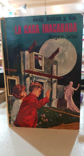 Portada do libro de La casa inacabada.- Sutton, Margaret