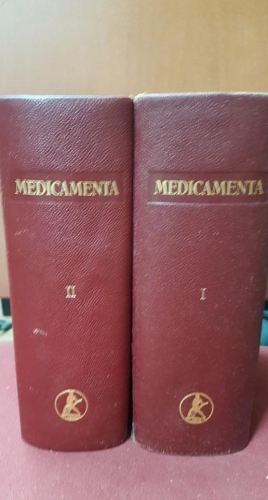 Portada do libro de Medicamenta. Cuarta edición.