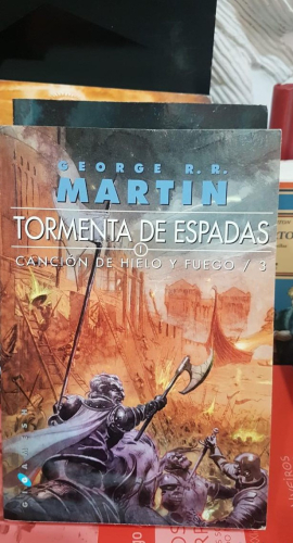 Portada do libro de Tormenta de espadas. Tomo I (Canción de hielo y fuego) (T)