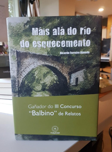Portada do libro de Máis alá do río do esquecemento Ferreiro Almeda, Ricardo