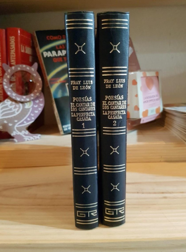 Portada do libro de FRAY LUIS DE LEON CANTAR DE LOS CANTARES LA PERFECTA CASADA ,POESIAS . 2 TOMOS . 1972 T