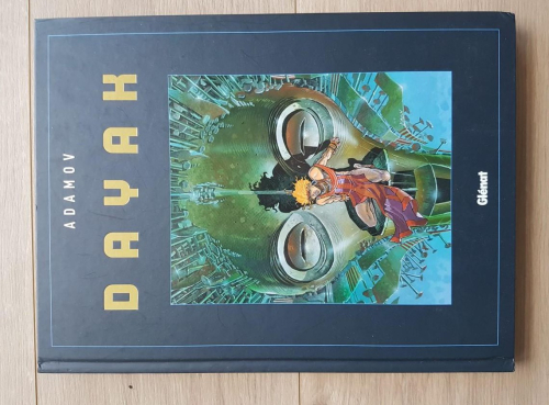 Portada do libro de Dayak. Adamov. Glenat