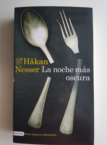 Portada do libro de LA NOCHE MÁS OSCURA - HÅKAN NESSER (C)