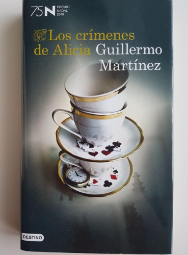 Portada do libro de LOS CRIMENES DE ALICIA -GUILLERMO MARTINEZ(C)