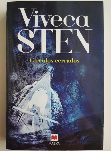 Portada do libro de CÍRCULOS CERRADOS -VIVECA STEN (C)