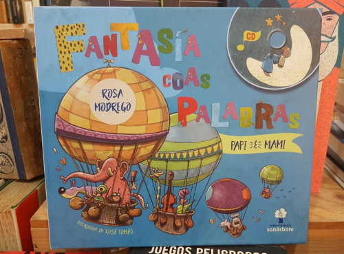 Portada do libro de FANTASIA COAS PALABRAS -(edición en gallego) PAPI & MAMI (T)