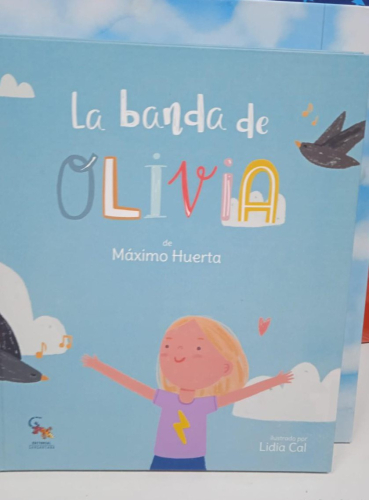 Portada do libro de LA BANDA DE OLIVIA- MAXIM HUERTA (B)