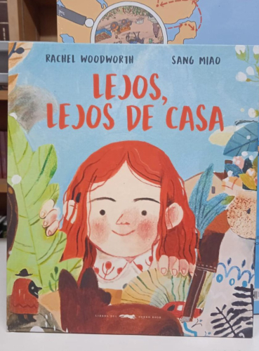Portada do libro de LEJOS, LEJOS DE CASA- RACHEL WOODWORTH (B)