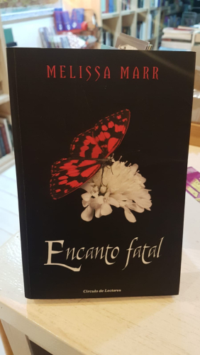 Portada do libro de Encanto fatal