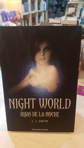 Portada do libro de Hijas de la noche
