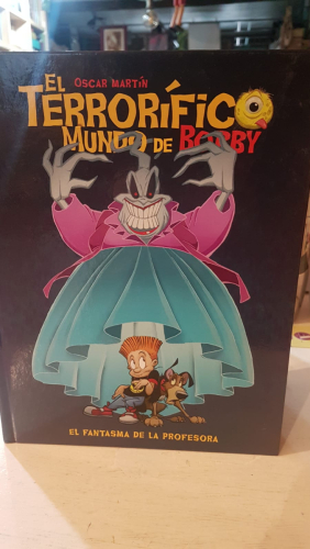 Portada do libro de TERRORIFICO MUNDO DE BOBBY EL N 03 EL FANTASMA DE LA PROFESORA