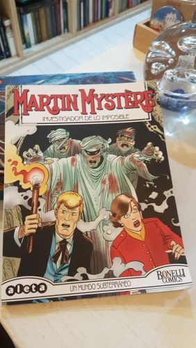 Portada do libro de Martin Mystère, Un mundo subterráneo