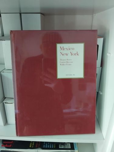 Portada do libro de Mexico, New York
