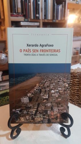 Portada do libro de Pais sen fronteiras,o. Trinta dias a traves do senegal