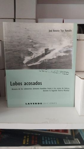 Portada do libro de Lobos acosados. José Antonio Tojo