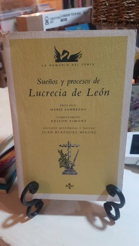 Portada do libro de Sueños y procesos de Lucrecia de León
