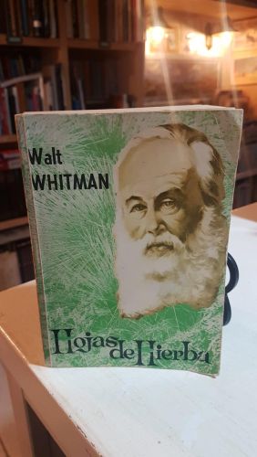 Hojas de hierba . WALT WHITMAN