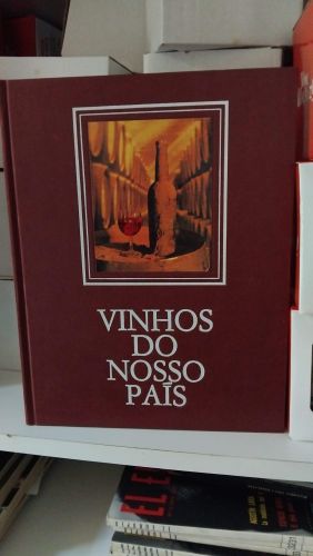 Portada do libro de Vinhos do nosso país