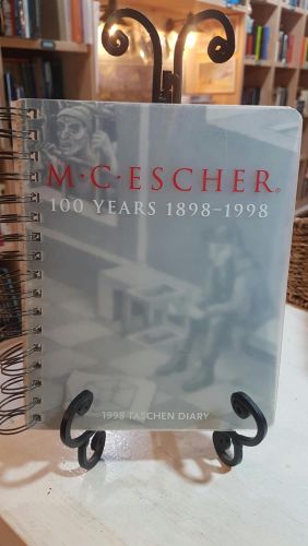 Portada do libro de ESCHER AGENDA