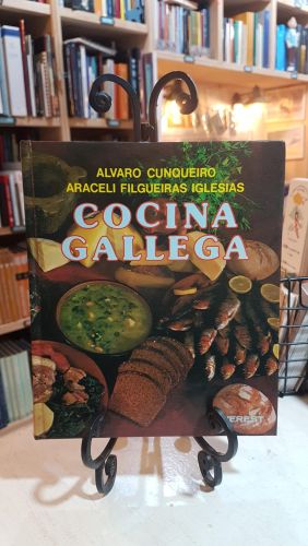 Portada do libro de COCINA GALLEGA. Álvaro Cunqueiro / Araceli Iglesias
