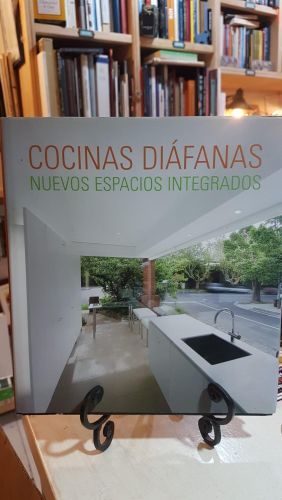 Portada do libro de Cocinas diáfanas
