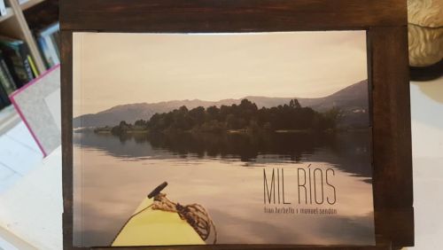 Portada do libro de MIL RÍOS