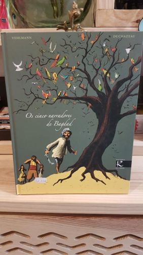 Portada do libro de Os cinco narradores de Bagdad