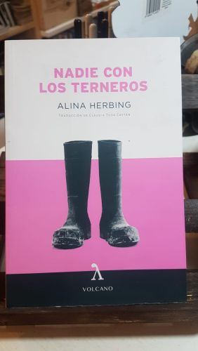 Portada do libro de NADIE CON LOS TERNEROS