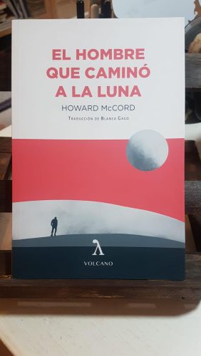 Portada do libro de EL HOMBRE QUE CAMINÓ A LA LUNA