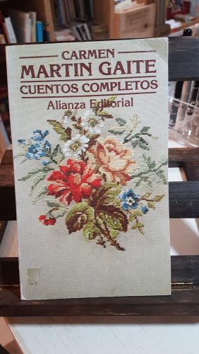 Portada do libro de Cuentos completos
