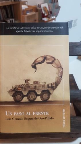 Portada do libro de Un paso al frente
