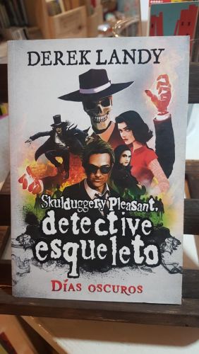 Portada do libro de Detective Esqueleto- días oscuros