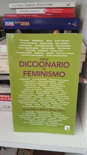Portada do libro de Breve diccionario de feminismo