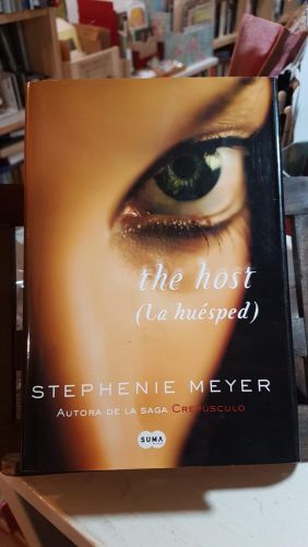 Portada do libro de LA HUESPED