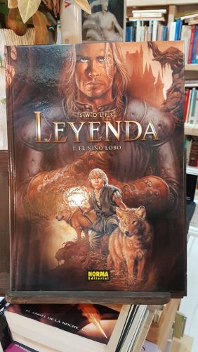 Portada do libro de LEYENDA 1.EL NIÑO LOBO