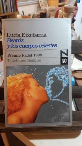 Portada do libro de Beatriz y los cuerpos celestes