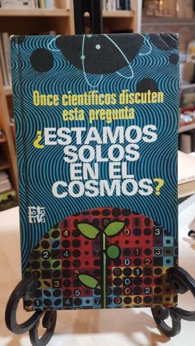Portada del libro de Estamos solos en el Cosmos