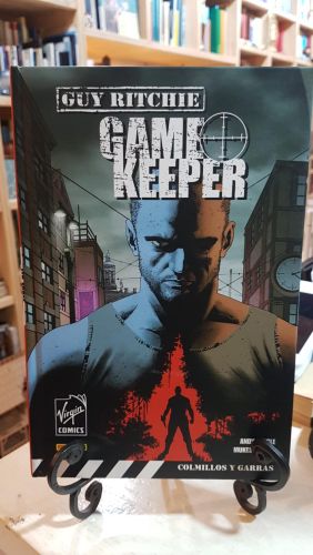 Portada del libro de Gamekeeper, Colmillos y garras