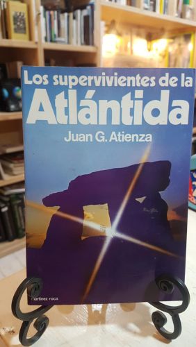 Portada do libro de Supervivientes de la Atlántida, los