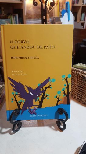 Portada do libro de O corvo que andou de pato
