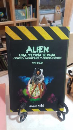 Portada do libro de Alien. Una teoría sexual