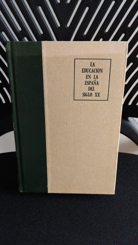 Portada do libro de La educación en la España del siglo XX